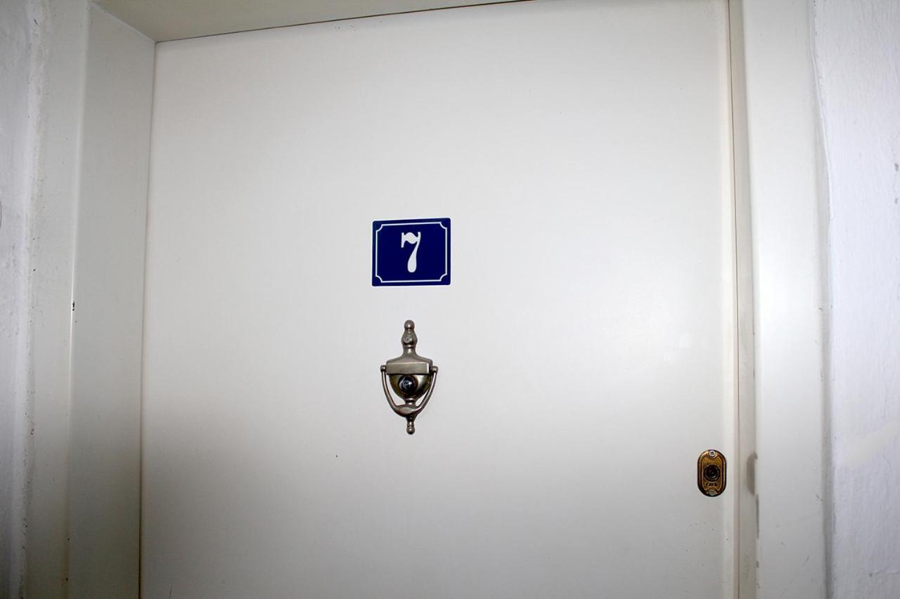 Dream Apartment Тирана Экстерьер фото